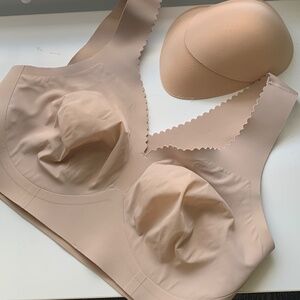Evelyn and Bobbie EVELYN Bra with Removable Pads